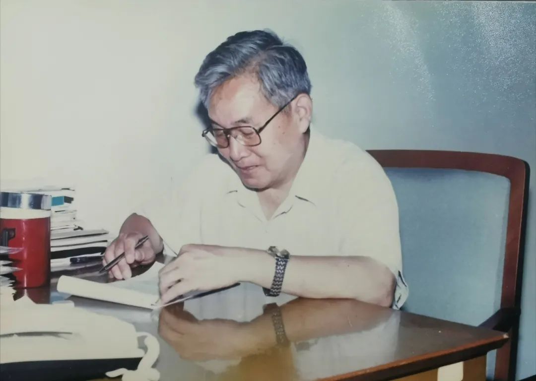工作.jpg